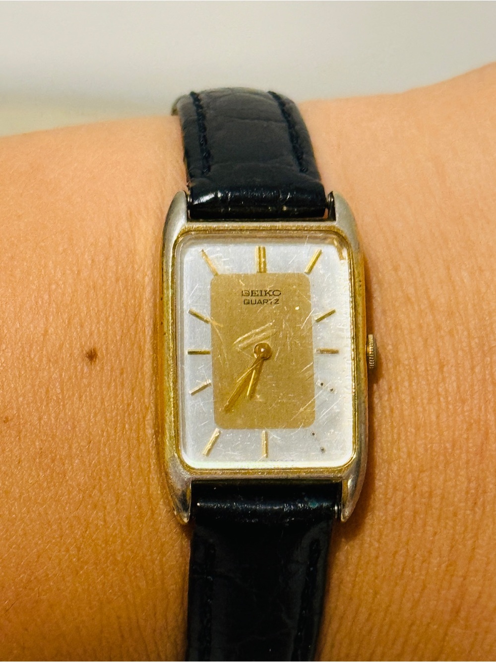 Vintage Seiko Quartz Women's Tank Watch Two-Tone Gold Silver 1400-5270 For Parts - Picture 5 of 9
